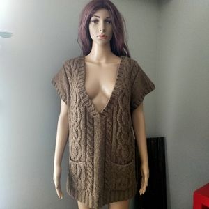 Reitmans Sweater Vest Tan V Neck Short Sleeves Chunky Cable Knit Wool Blend